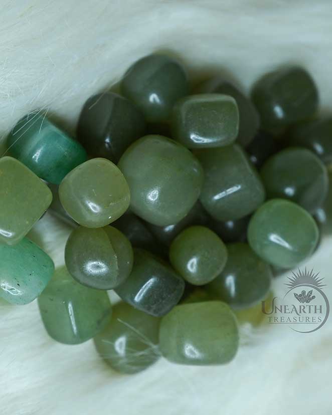 Green-Aventurine3.jpg